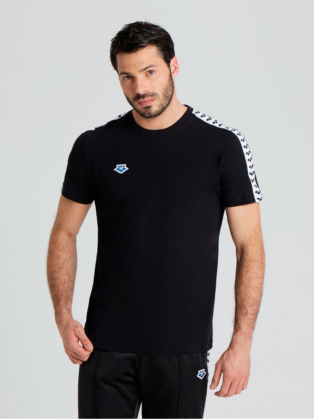Arena Men's Black T-Shirt, Size S